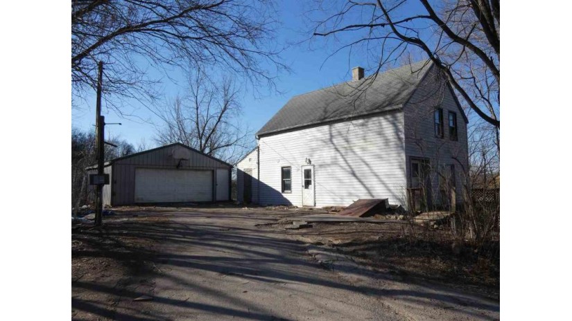 119 Columbia St De Soto, WI 54624 by Jon Miles Real Estate $45,000