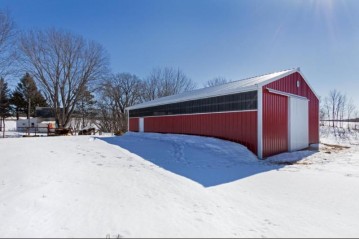 325 East Crosstown Rd, Ellsworth, WI 54011