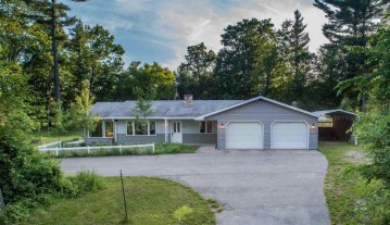 N3155 County Road D, New London, WI 54961