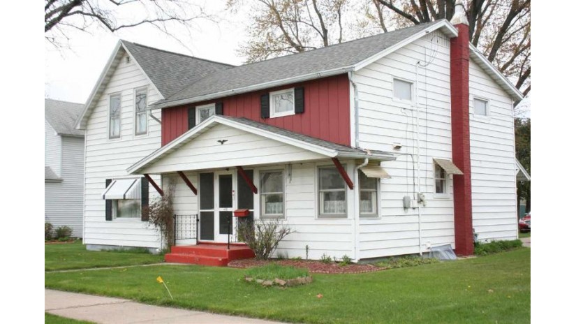 408 1st Street Nekoosa, WI 54457 by Terry Wolfe Realty $99,900