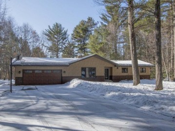 9269 Brown Ct, Woodruff, WI 54568