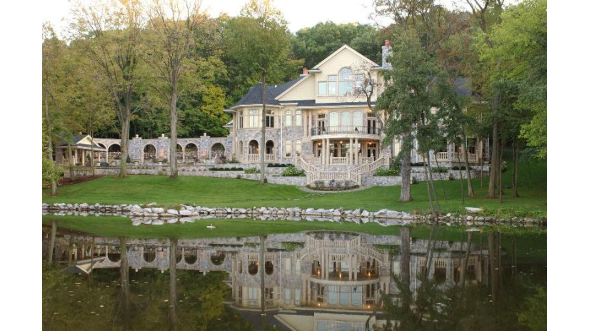 N1860 N Black Point Rd Linn, WI 53147 by d'aprile properties LLC~Fontana $6,995,000