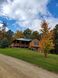 17641 Hilltop Rd, Sparta, WI 54656-8196