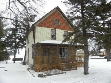 475 W Juneau St, Hustisford, WI 53034-9804