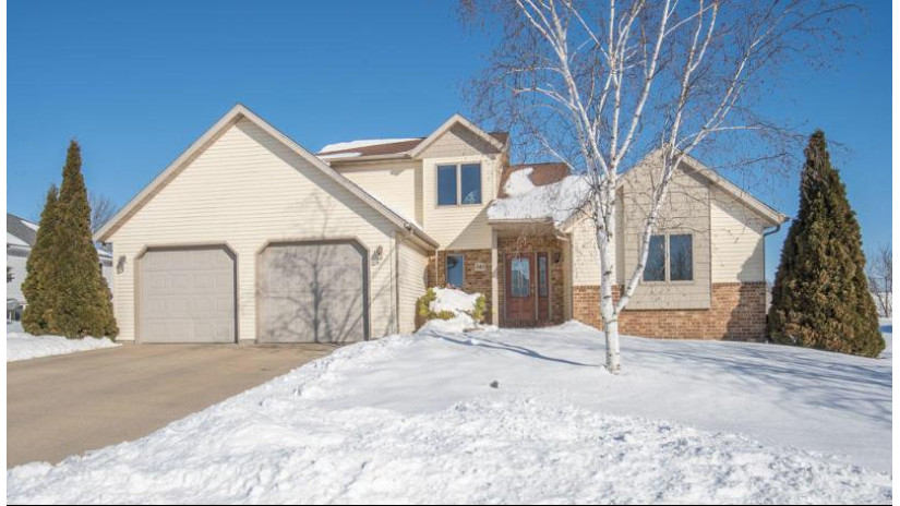 242 Killdeer Ave Campbellsport, WI 53010 by Boss Realty, LLC $250,000