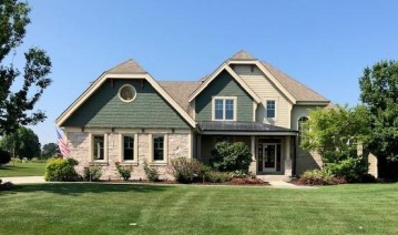 3239 Twin Creeks Rd, Jackson, WI 53037-8912