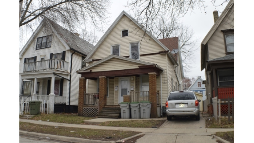 1324 W Locust St 1324A Milwaukee, WI 53206 by Shorewest Realtors $49,000