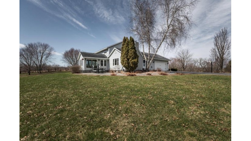 W3279 Old Highway 16 Hamilton, WI 54669 by Castle Realty, LLC $399,900