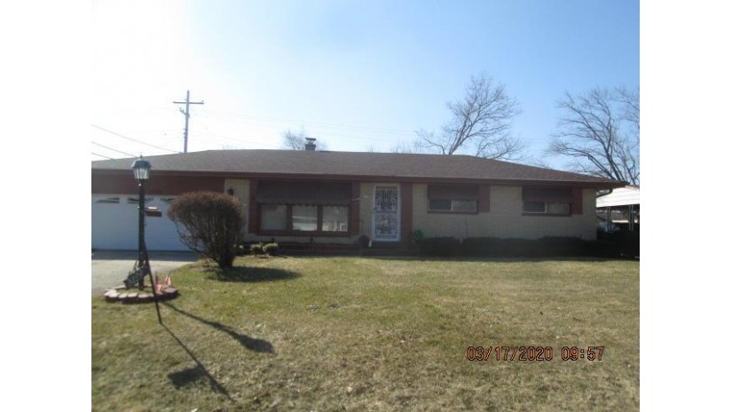 5129 W Hemlock Rd Milwaukee, WI 53223 by Coldwell Banker HomeSale Realty - Wauwatosa $114,900