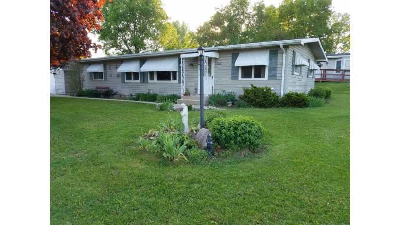 1480 Liberty Ln 190 Lyons, WI 53105 by @properties $139,900