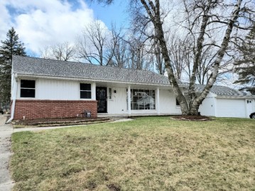 249 Park St, Sheboygan Falls, WI 53085-1527