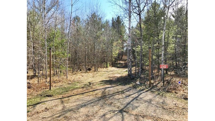 N19587 Timms Lake Rd Pembine, WI 54156 by Hanson Realty, Inc (WI/MI) $32,900