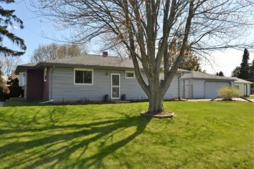 6944 Surrey Ln, Caledonia, WI 53402-1414