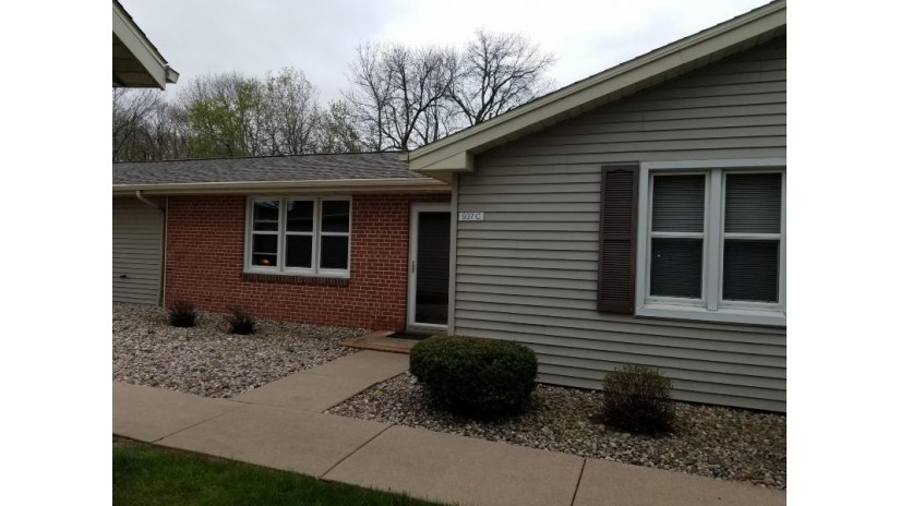 937 S West Ct C Appleton, WI 54919 by Berkshire Hathaway HomeServices Metro Realty-Racin $120,000