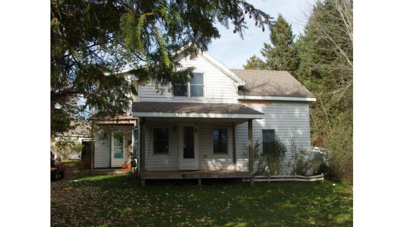 954 9th St S Park Falls, WI 54552 by Birchland Realty Inc./Park Falls $79,900