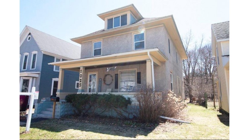 1025 Barland Street Eau Claire, WI 54701 by Elite Realty Group, Llc $239,900