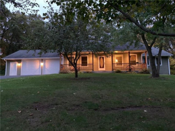 E8670 647th Avenue, Elk Mound, WI 54739