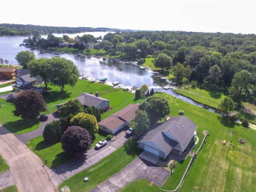 56 Delburne Drive, Lake Summerset, IL 61019