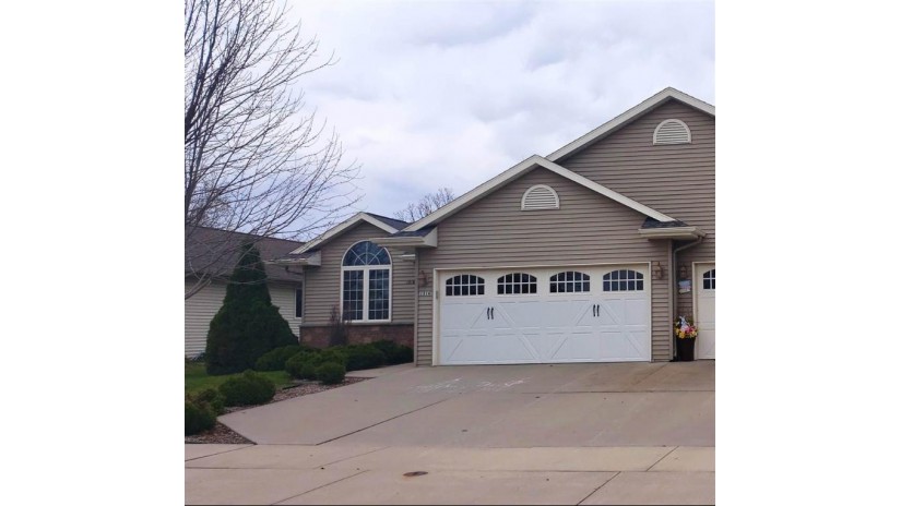 1316 S Park Avenue Fond Du Lac, WI 54935 by Roberts Homes And Real Estate $239,900