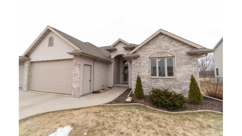 N9031 Spring Valley Road Harrison, WI 54962 by Dewitt Londre Llc $254,900