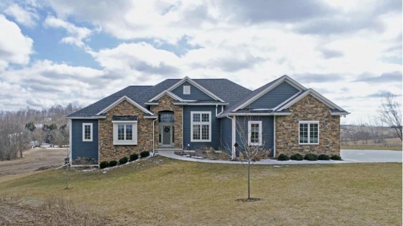 W3374 Sunset Drive Ashford, WI 53010 by Preferred Properties Of Fdl, Inc. $549,900