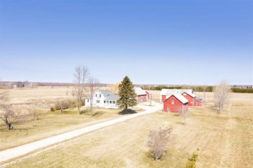 E5250 Hwy S, Ahnappe, WI 54201-9574