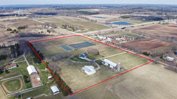 W10841 School Road, Dale, WI 54940