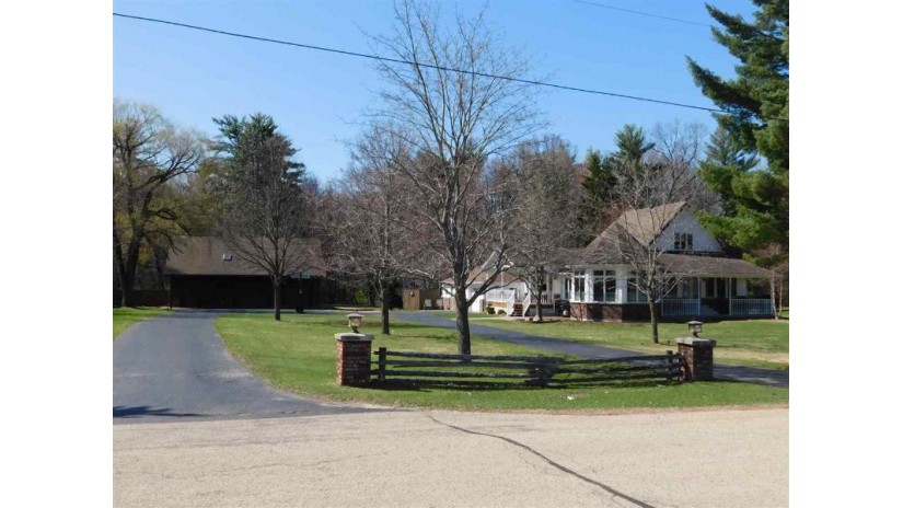 W6909 Old Lake Road Wescott, WI 54166 by RE/MAX North Winds Realty, LLC $289,000