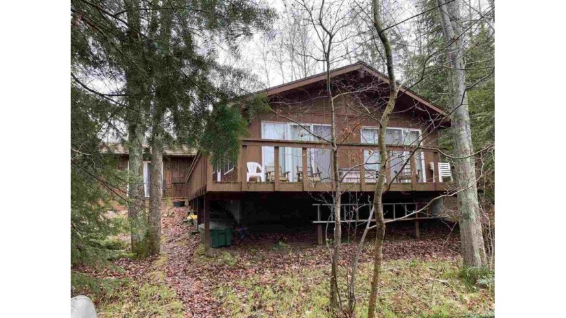 W910 Mary Lake Lane Wolf River, WI 54175 by Signature Realty, Inc. $204,900