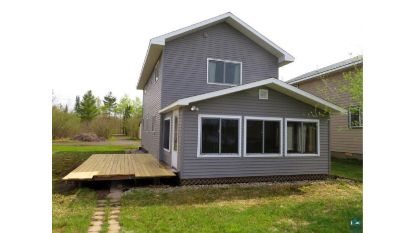 8029 South Finn Point Rd Superior, WI 54880 by Re/Max Results $159,900