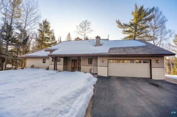 5 Badger Dr, Superior, WI 54880