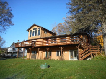 S984 W Redstone Dr, La Valle, WI 53941