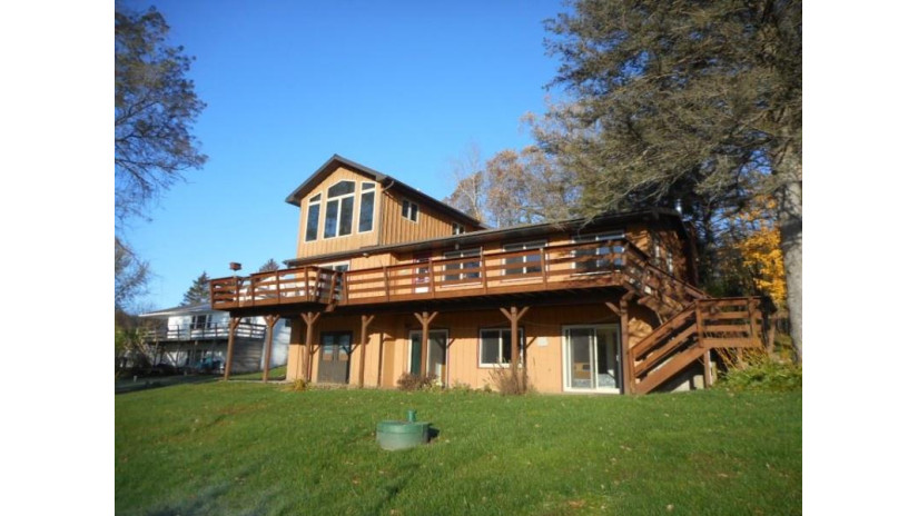 S984 W Redstone Dr La Valle, WI 53941 by Evergreen Realty Inc $379,900