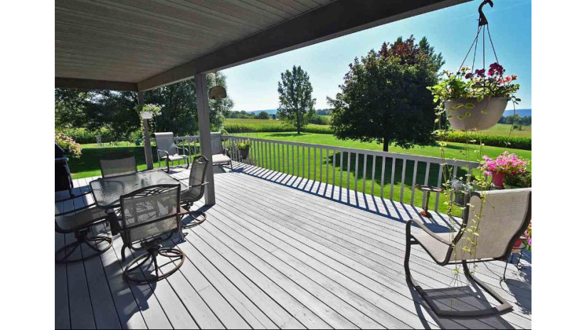 1601 Man Mound Rd Baraboo, WI 53913 by First Weber Inc $460,000