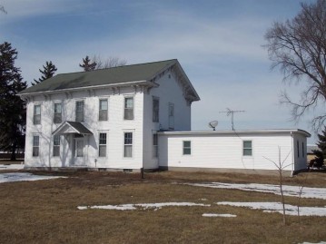 8423 E County Road A, Johnstown, WI 53546