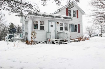 315 North St, Cazenovia, WI 53924