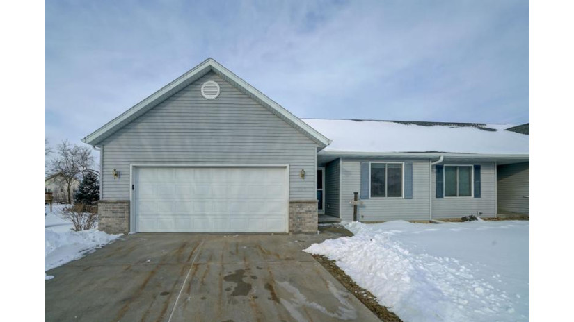 328 Concord Dr Oregon, WI 53575 by Bunbury & Assoc, Realtors $210,000