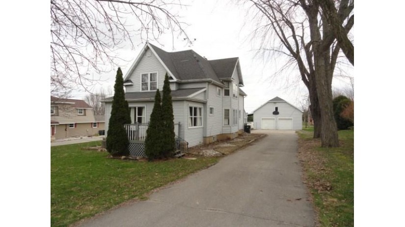 289 S 2nd St Oakfield, WI 53065 by First Weber Inc $143,500