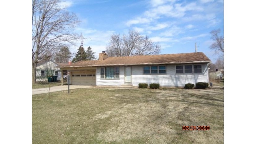 779 E Inman Pky Beloit, WI 53511 by Keller Williams Realty Signature $117,800