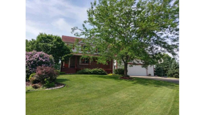 6734 Parkway Dr Bristol, WI 53590 by Exp Realty, Llc $459,900