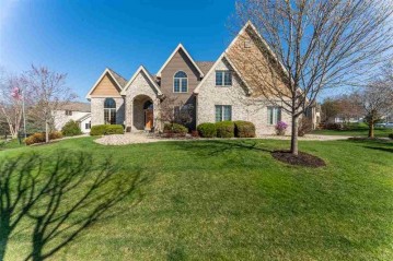 14 Foxglove Cir, Madison, WI 53717