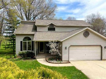 720 Hiawatha Tr, Waterloo, WI 53594