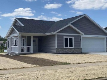 718 Reeve Rd, Mazomanie, WI 53560