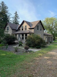 321 Front St, Deer Park, WI 54007