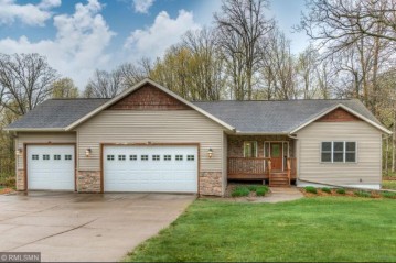 W881 Silver Fox Dr, Spring Valley, WI 54767