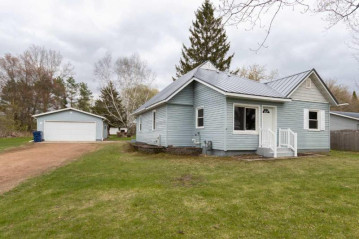 114 Curtis Avenue, Hatley, WI 54440