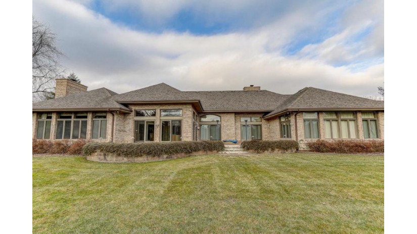 6309 Parkview Rd Greendale, WI 53129 by First Weber Inc- Greenfield $799,000
