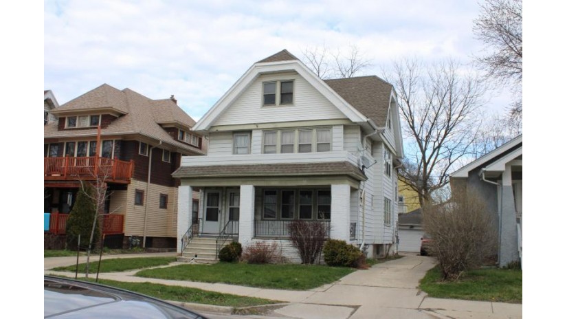 2218 N 55th St 2220 Milwaukee, WI 53208 by Berkshire Hathaway HomeServices Metro Realty $179,900