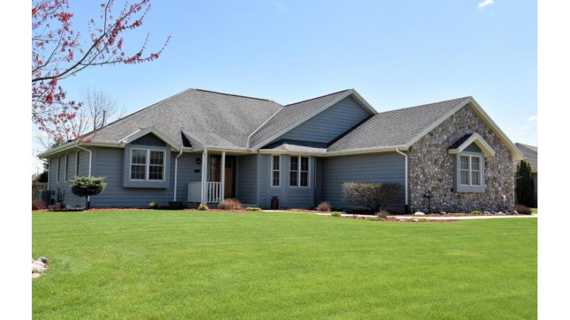 1409 W Armann Way Oak Creek, WI 53154 by Homeowners Concept $359,900