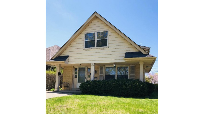 2637 S Linebarger Ter 2639 Milwaukee, WI 53207 by Peak Realty, LLC $299,900